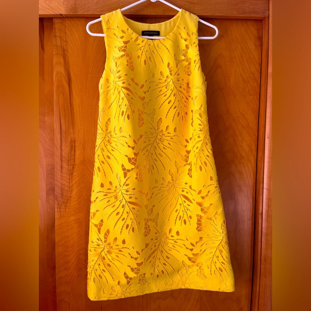 Banana Republic 6 Yellow Dress